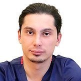 Врач Халиуллин Эмиль Маратович