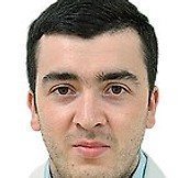 Врач Сыров Роман Сергеевич